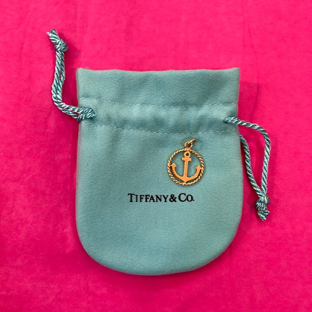 Extremely Rare Tiffany & Co 18k Gold Anchor Charm/Pendant